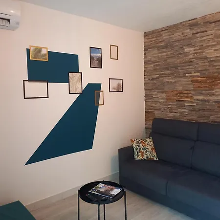 Climatisé Avec Terrasse Parking Piscine Et Terrains De Tennis * Agde