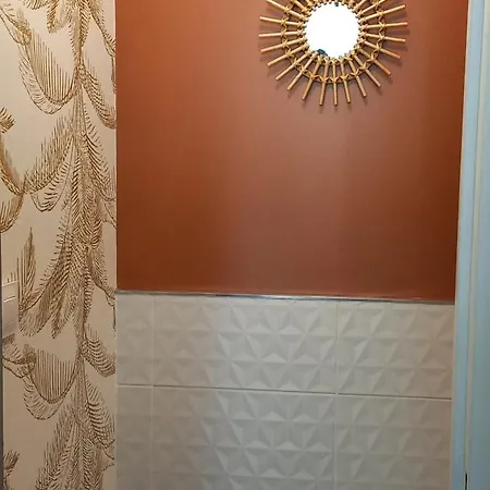 Climatisé Avec Terrasse Parking Piscine Et Terrains De Tennis Appartement