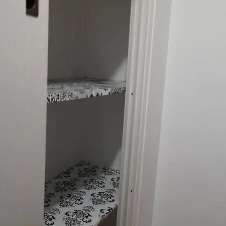 Climatisé Avec Terrasse Parking Piscine Et Terrains De Tennis Agde