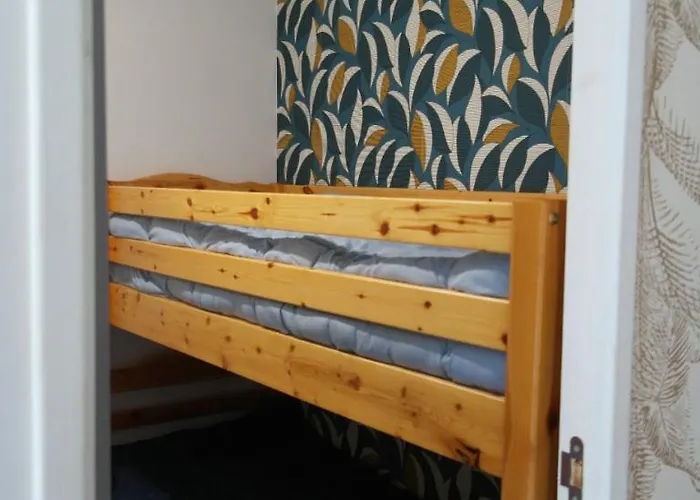 Climatise A Deux Pas Du Centre International De Tennis - Piscine Et Parking Appartement