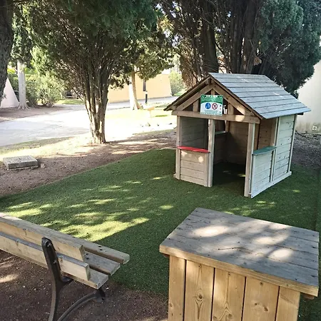 Climatise A Deux Pas Du Centre International De Tennis - Piscine Et Parking Апартаменти *